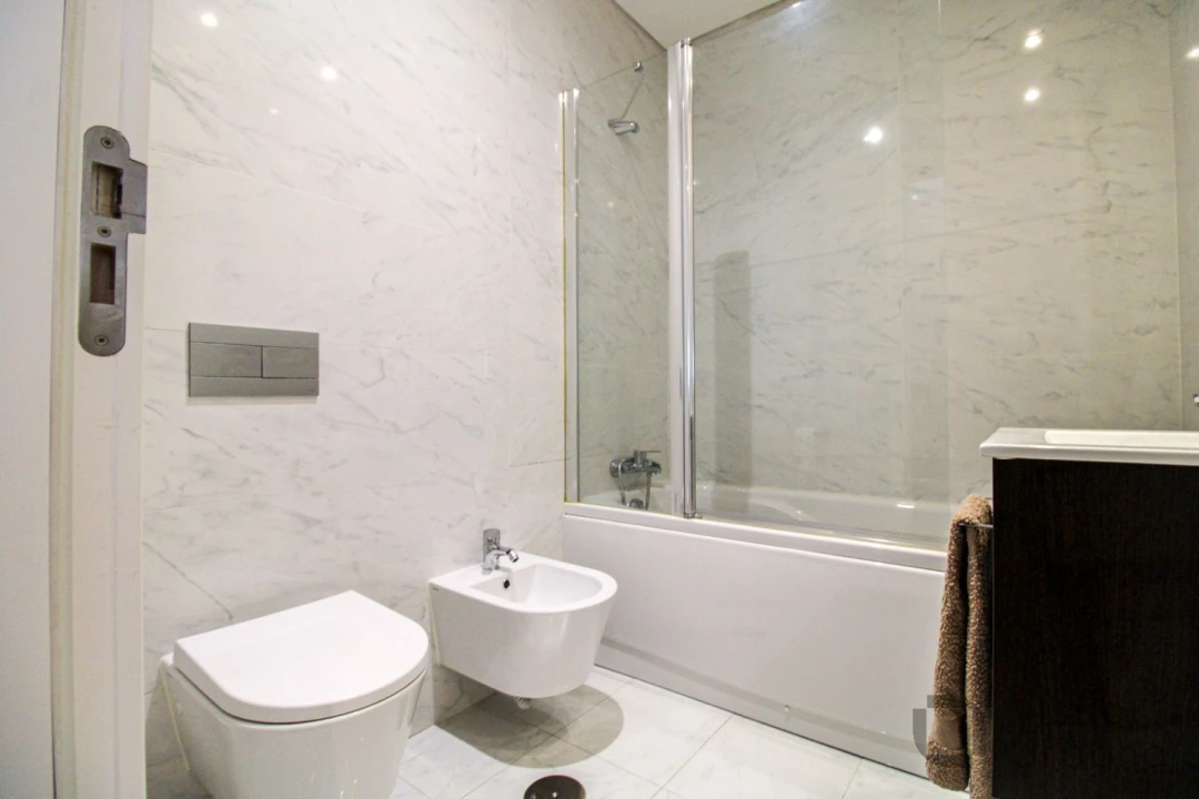 Apartamento T4 para Venda em Viseu Foto 11