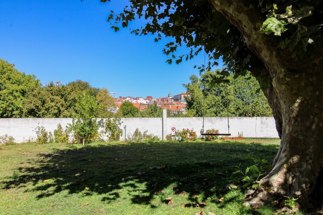Apartamento T4 para Venda em Viseu Foto 44