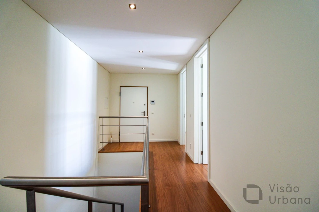 Apartamento T4 para Venda em Viseu Foto 17