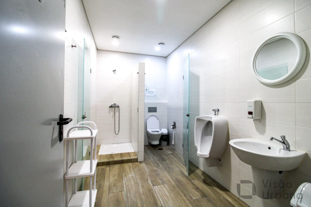 Apartamento T4 para Venda em Viseu Foto 40