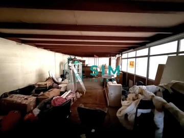 Loja para Venda em Pontinha e Famões