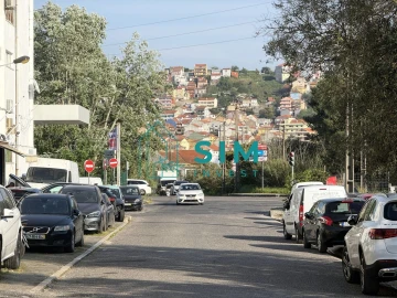 Loja para Venda em Pontinha e Famões