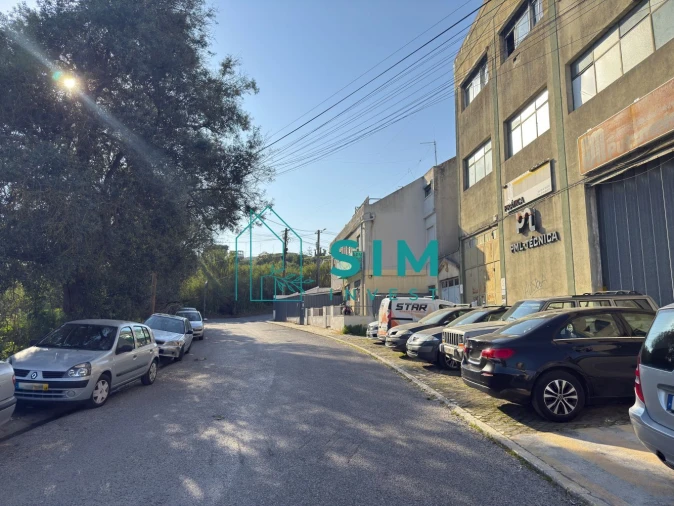 Loja para Venda em Pontinha e Famões Foto 52