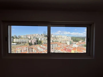 Apartamento T2 para Venda em Queluz e Belas