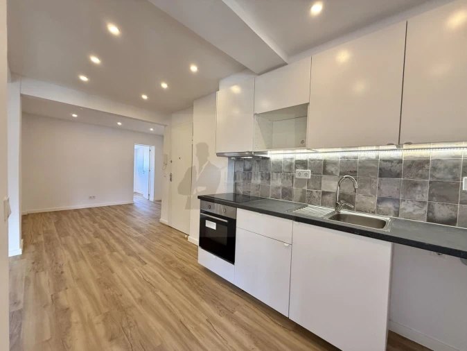 Apartamento T2 para Venda em Queluz e Belas Foto 8