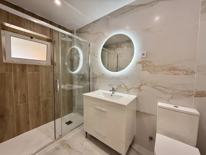 Apartamento T2 para Venda em Queluz e Belas Foto 11