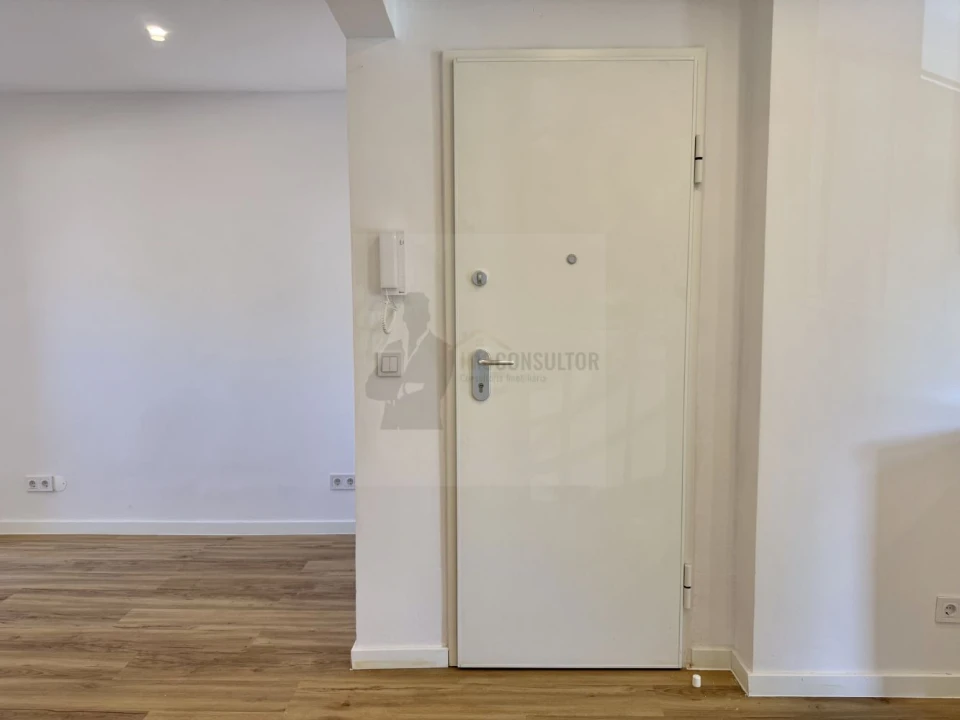 Apartamento T2 para Venda em Queluz e Belas Foto 24