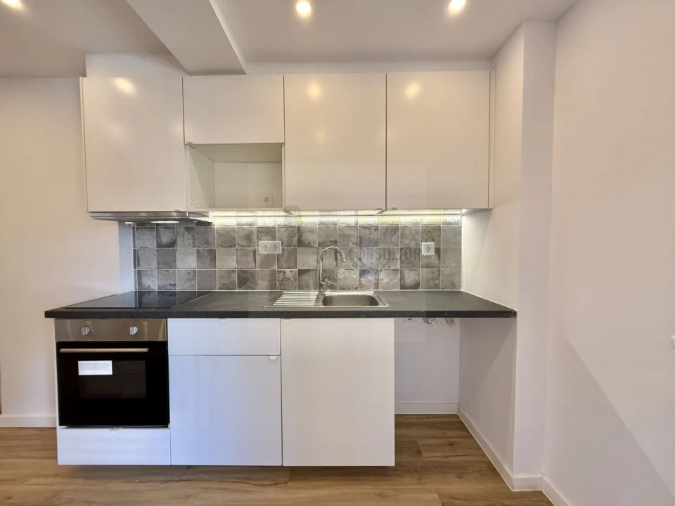 Apartamento T2 para Venda em Queluz e Belas Foto 9