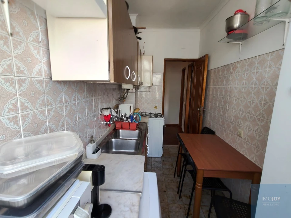 Apartamento T1 para Venda em Águas Livres Foto 11