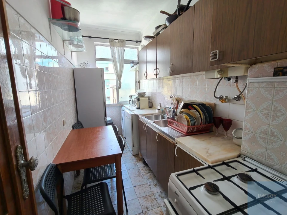 Apartamento T1 para Venda em Águas Livres Foto 12