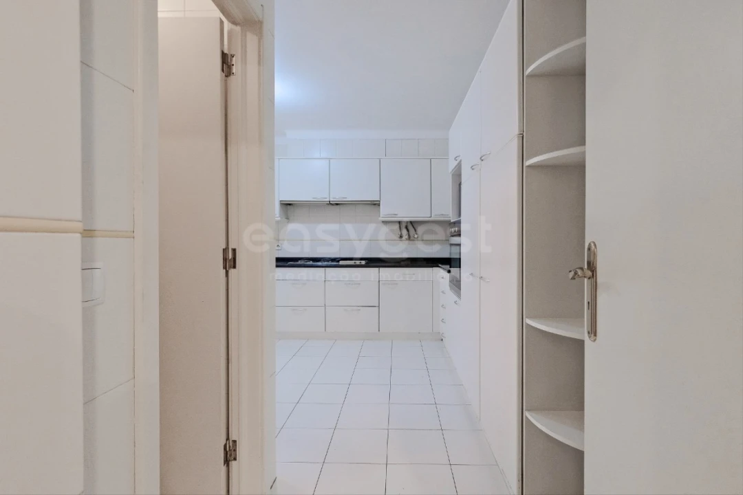 Apartamento T4 para Venda em São Domingos de Benfica Foto 19