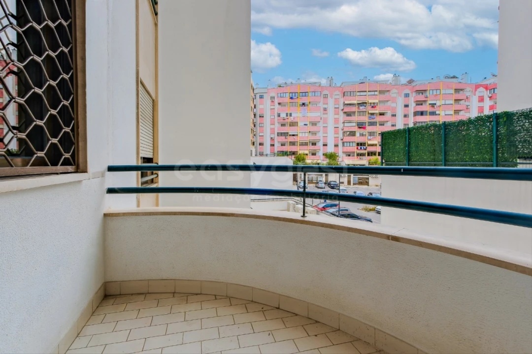 Apartamento T4 para Venda em São Domingos de Benfica Foto 22