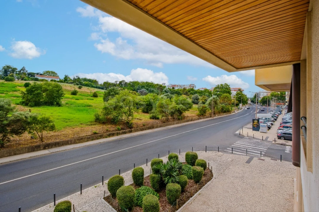 Apartamento T4 para Venda em São Domingos de Benfica Foto 28