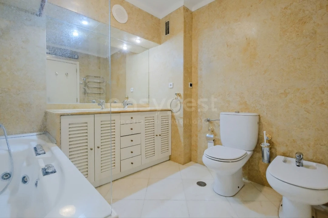 Apartamento T4 para Venda em São Domingos de Benfica Foto 35