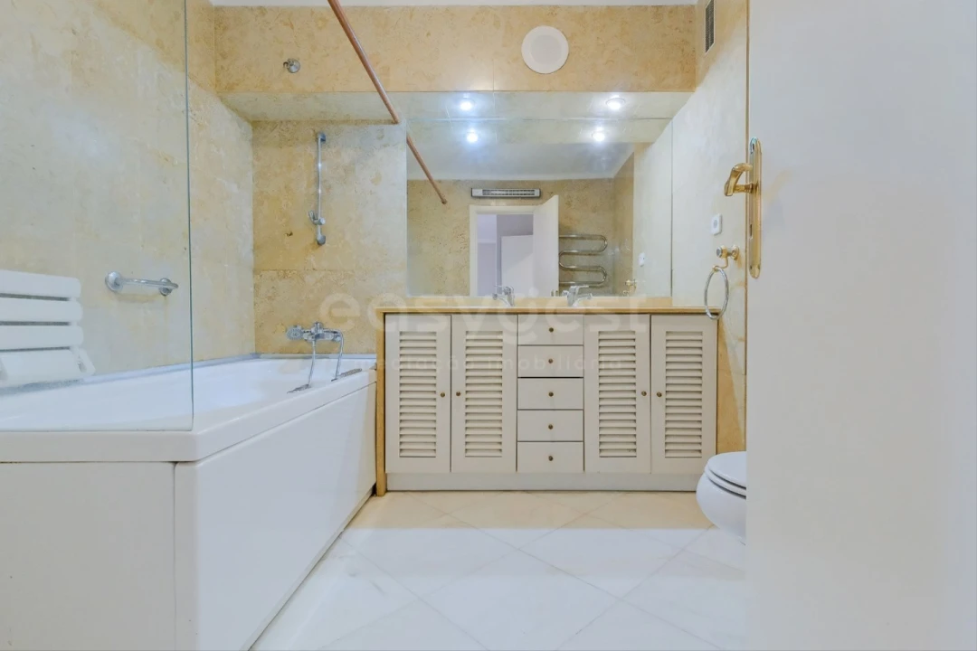 Apartamento T4 para Venda em São Domingos de Benfica Foto 36