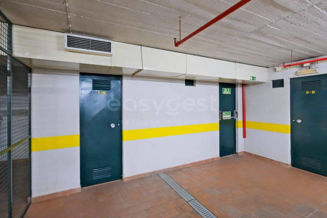 Apartamento T4 para Venda em São Domingos de Benfica Foto 48