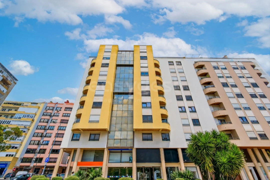 Apartamento T4 para Venda em São Domingos de Benfica Foto 50