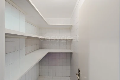 Apartamento T4 para Venda em São Domingos de Benfica