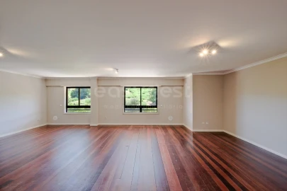 Apartamento T4 para Venda em São Domingos de Benfica
