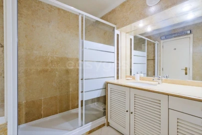 Apartamento T4 para Venda em São Domingos de Benfica