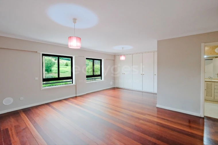 Apartamento T4 para Venda em São Domingos de Benfica Foto 33