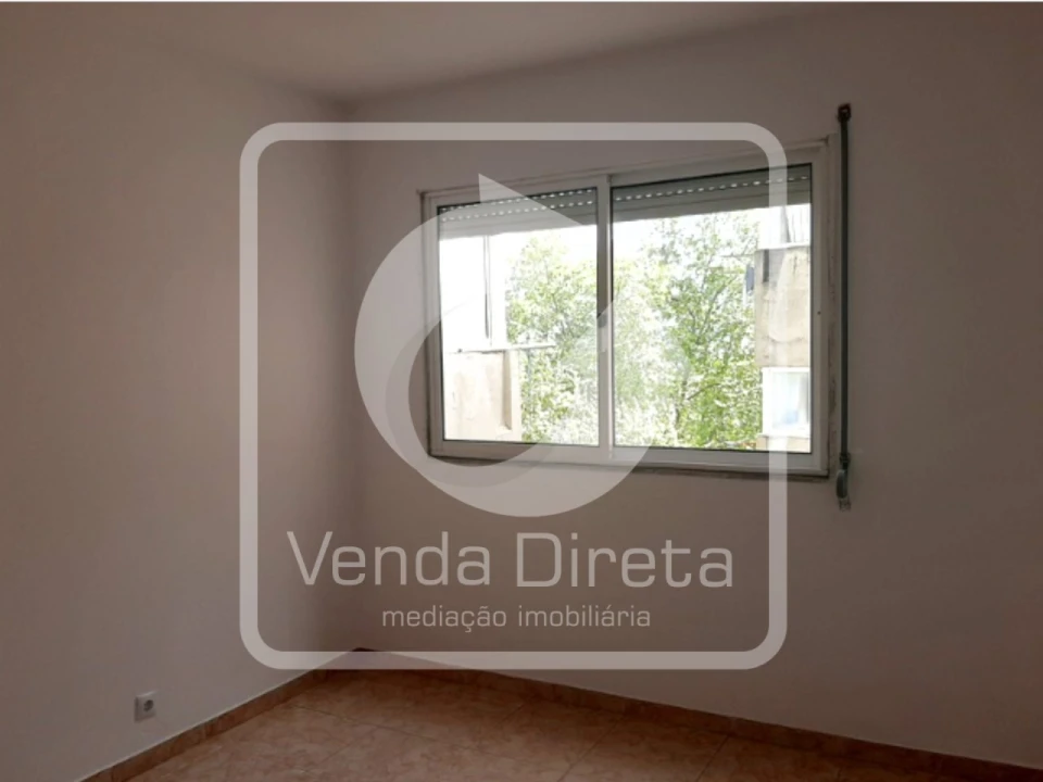 Apartamento T3 para Venda em Santo Antonio da Charneca Foto 11