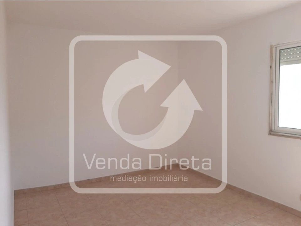 Apartamento T3 para Venda em Santo Antonio da Charneca Foto 12