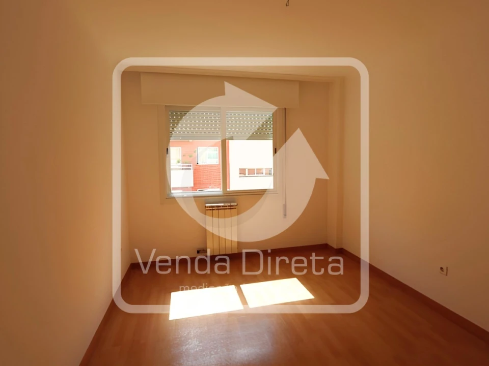 Apartamento T3 para Venda em Alhos Vedros Foto 14
