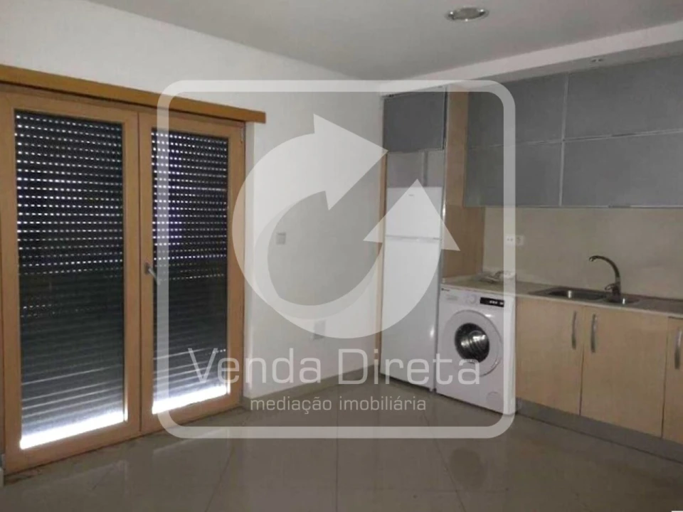 Apartamento T4 para Venda em Pinhal Novo Foto 1