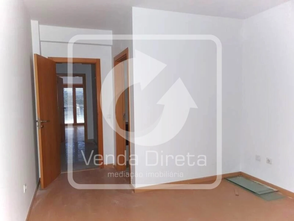 Apartamento T4 para Venda em Pinhal Novo Foto 6