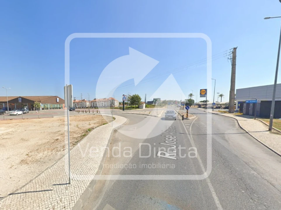 Apartamento T4 para Venda em Pinhal Novo Foto 18