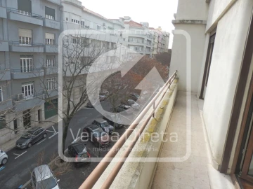 Apartamento T4 para Venda em Avenidas Novas