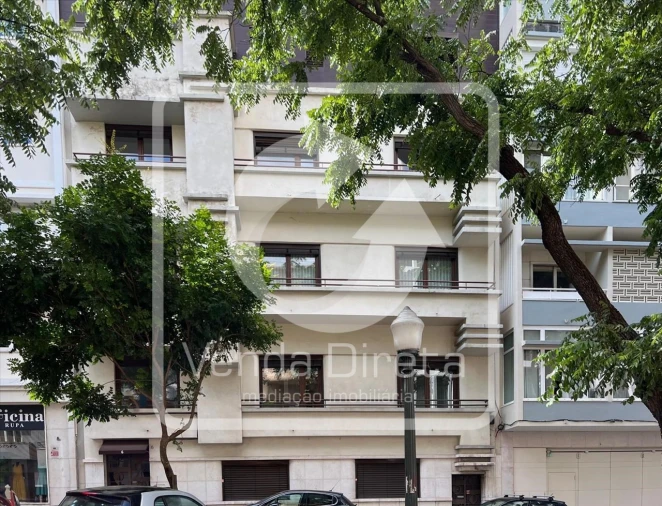 Apartamento T4 para Venda em Avenidas Novas Foto 28