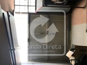Armazém para Venda em São Domingos de Benfica