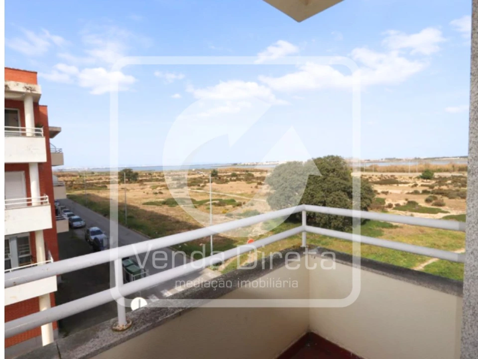Apartamento T3 para Venda em Alhos Vedros Foto 3