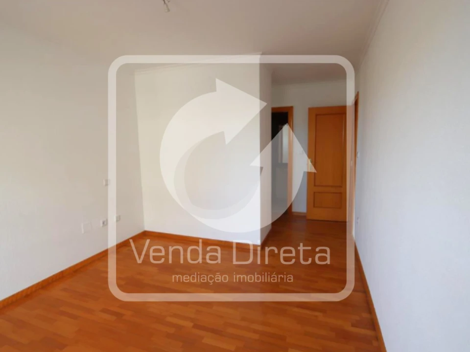 Apartamento T3 para Venda em Alhos Vedros Foto 9
