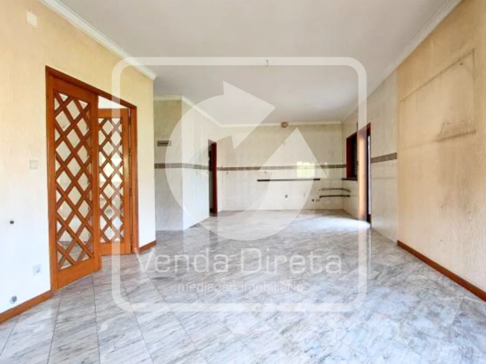 Moradia T5 para Venda em Ruivães e Novais Foto 10