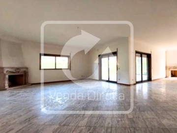 Moradia T5 para Venda em Ruivães e Novais