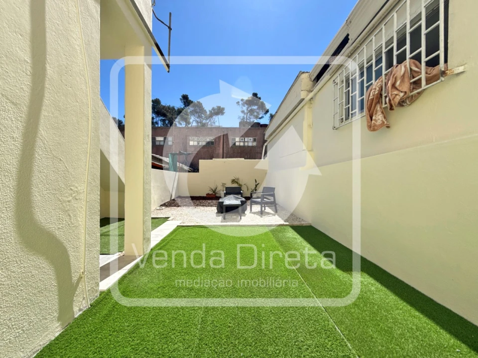 Apartamento T1 para Venda em Camarate, Unhos e Apelação Foto 10