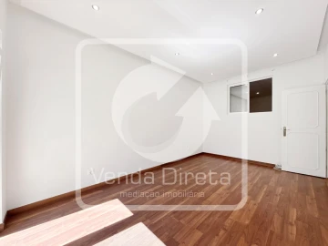 Apartamento T1 para Venda em Camarate, Unhos e Apelação