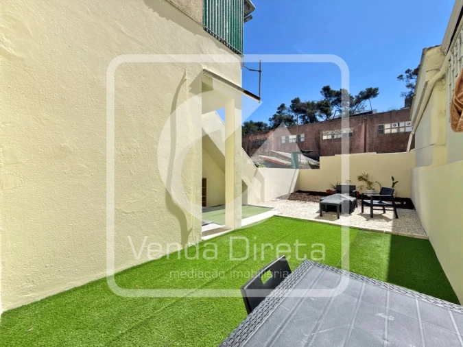 Apartamento T1 para Venda em Camarate, Unhos e Apelação Foto 9