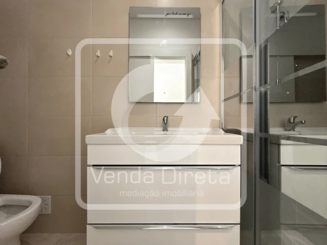 Apartamento T1 para Venda em Camarate, Unhos e Apelação Foto 28