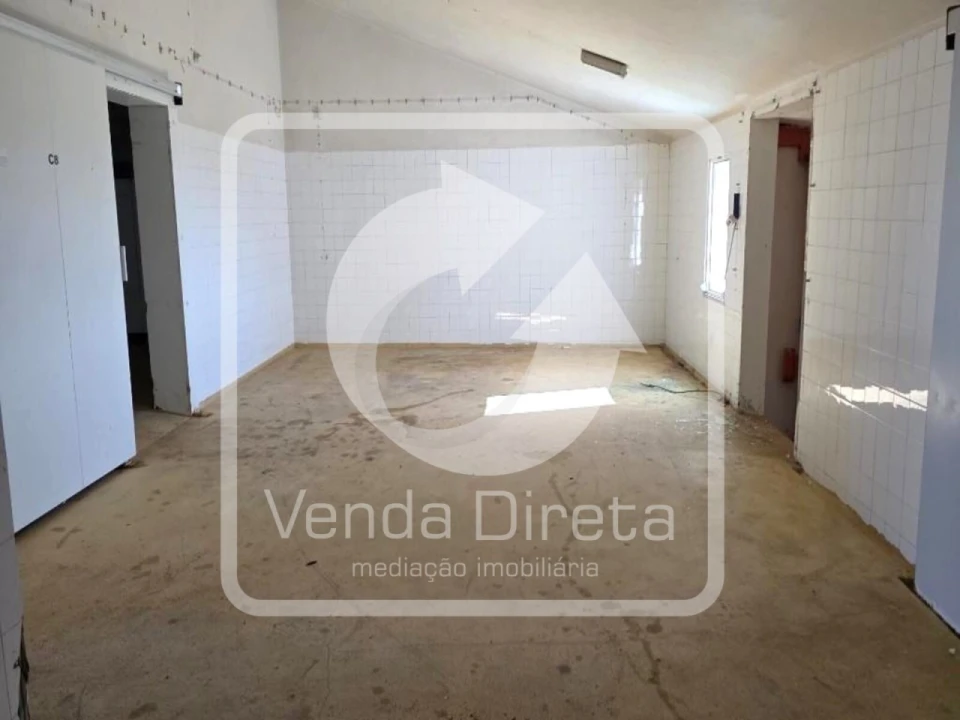 Armazém para Venda em Trancoso (São Pedro e Santa Maria) e Souto Maior Foto 13