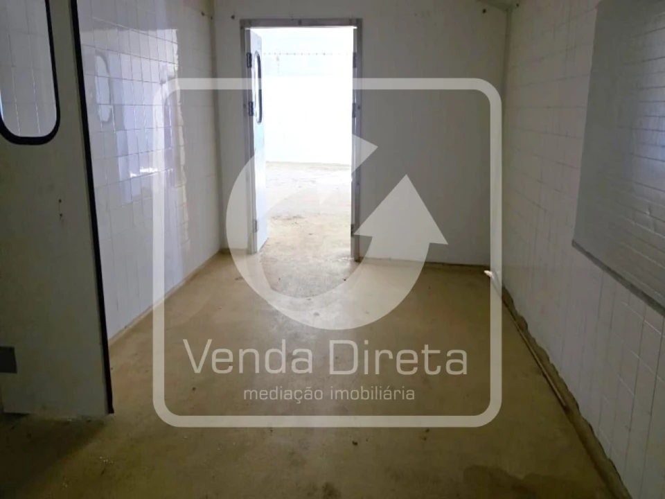 Armazém para Venda em Trancoso (São Pedro e Santa Maria) e Souto Maior Foto 14
