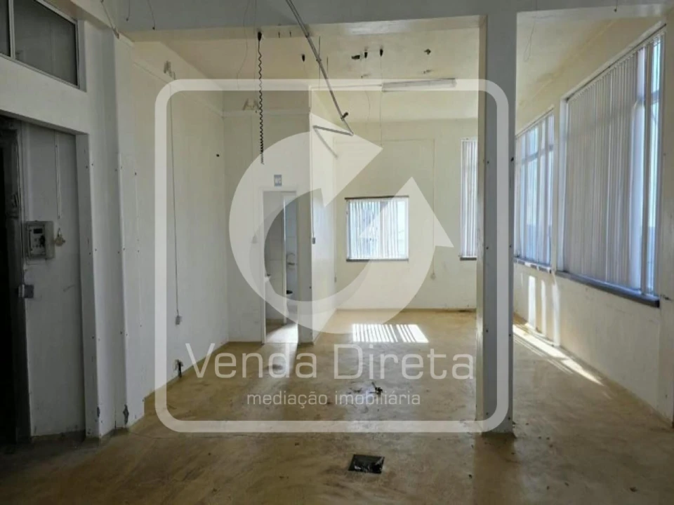 Armazém para Venda em Trancoso (São Pedro e Santa Maria) e Souto Maior Foto 3