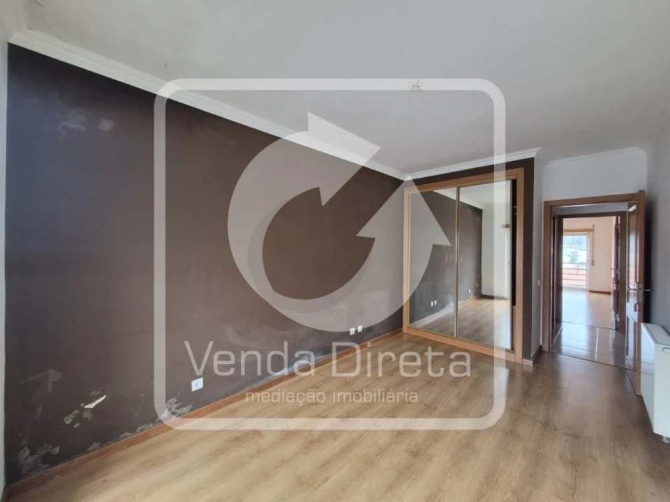 Apartamento T2 para Venda em Laranjeiro e Feijó Foto 11