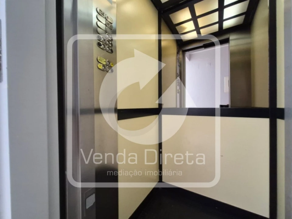 Apartamento T2 para Venda em Laranjeiro e Feijó Foto 26