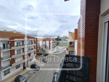 Apartamento T2 para Venda em Laranjeiro e Feijó