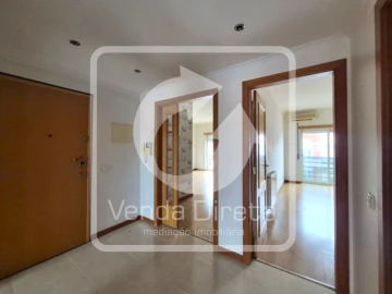 Apartamento T2 para Venda em Laranjeiro e Feijó