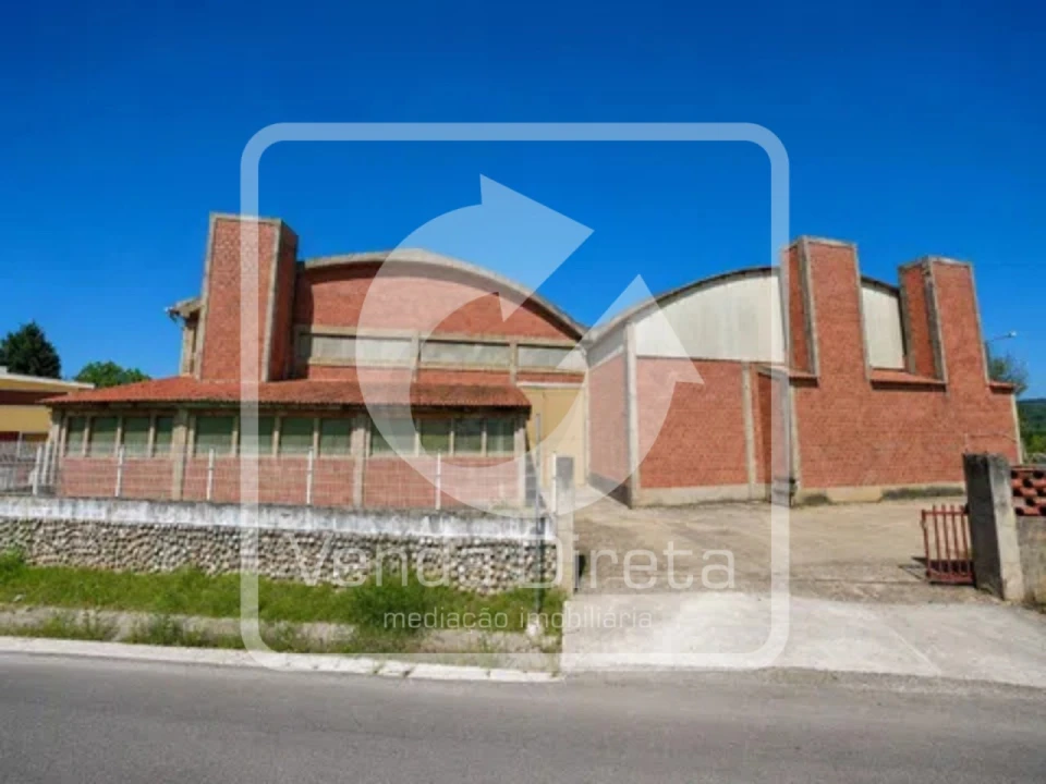 Armazém para Venda em Côja e Barril de Alva Foto 11